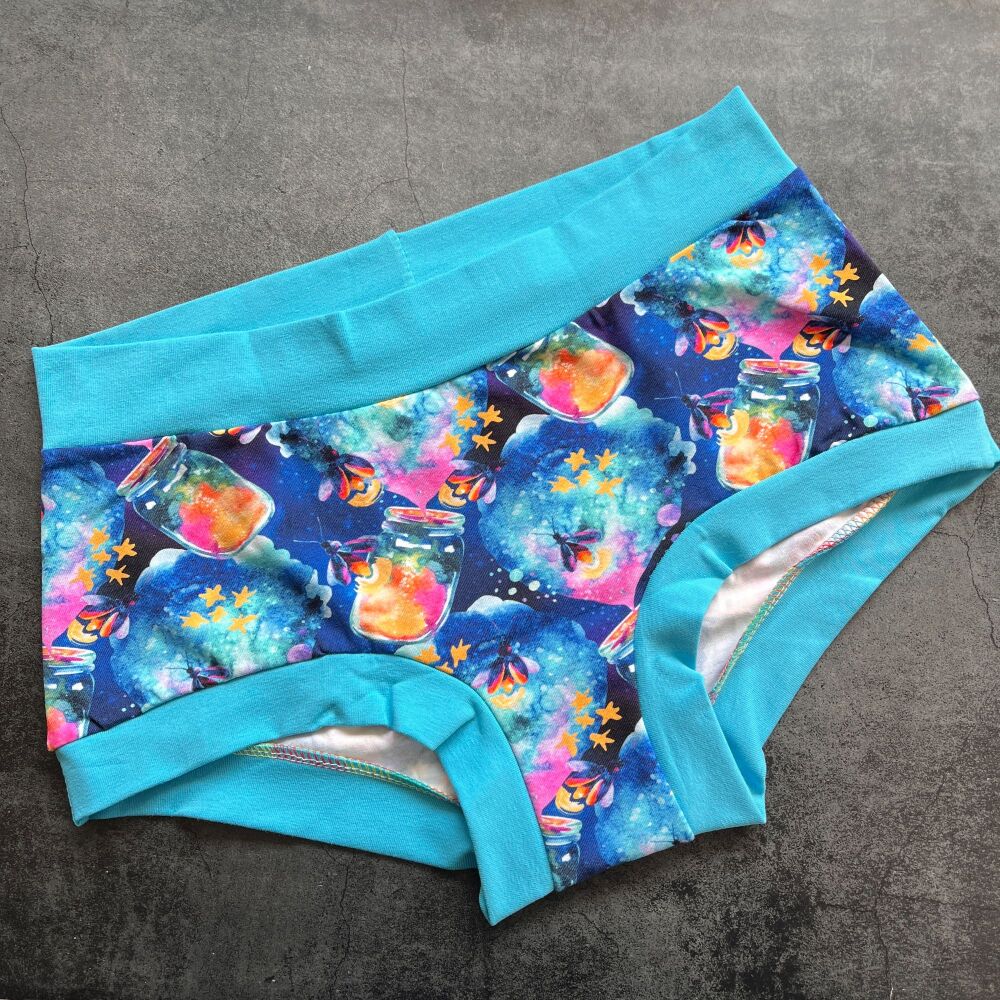 MEDIUM Boy Shorts UK 10-12 - Fireflies