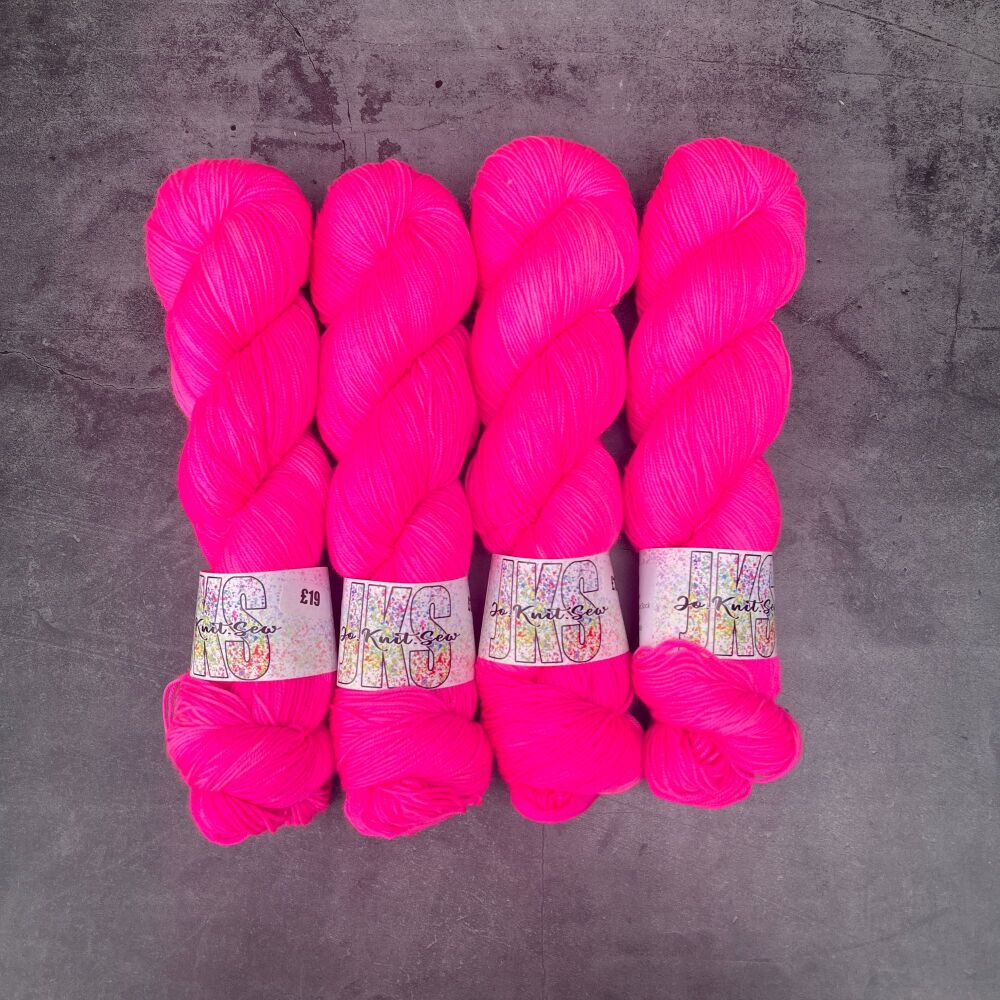 HAWT PINK Semi Solid on Merino Nylon Platinum sock