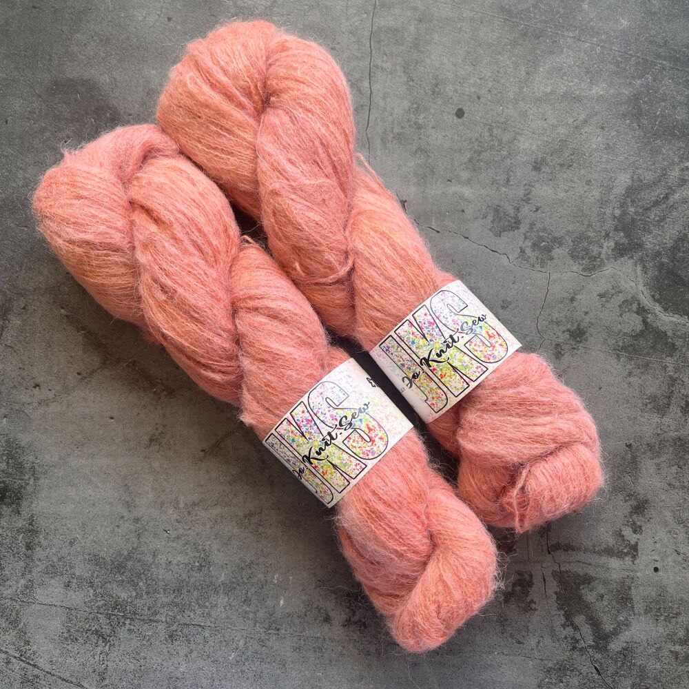Rust Baby Suri / Silk Fluffy Lace