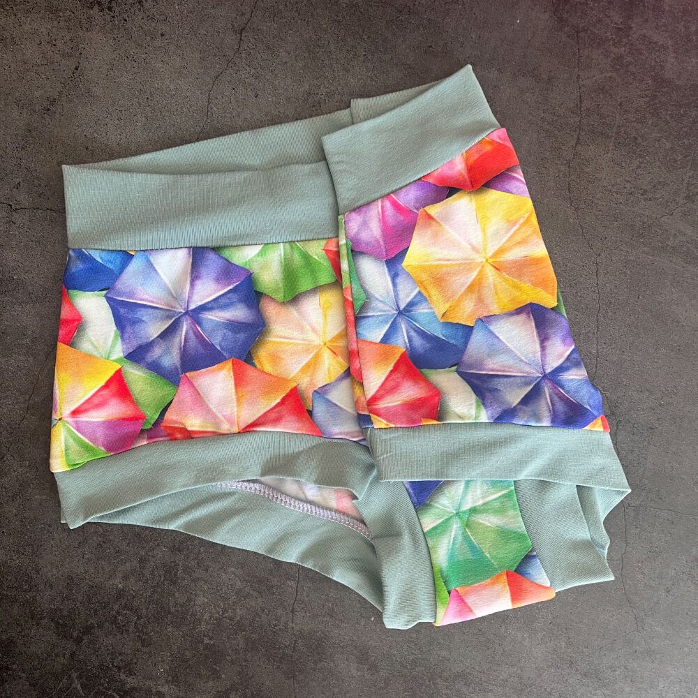 SMALL Boy Shorts UK 6-8 - Brollies