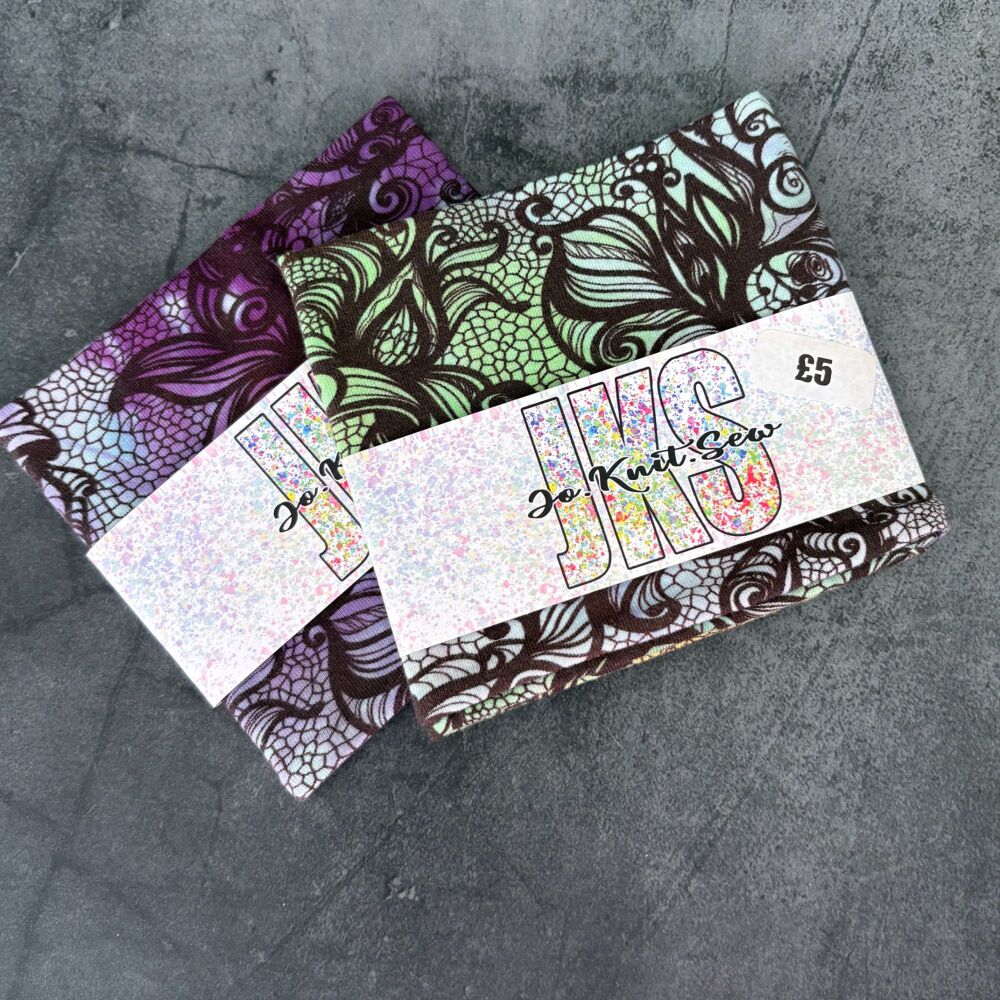 Hand Dyed Lace Yarn Hug