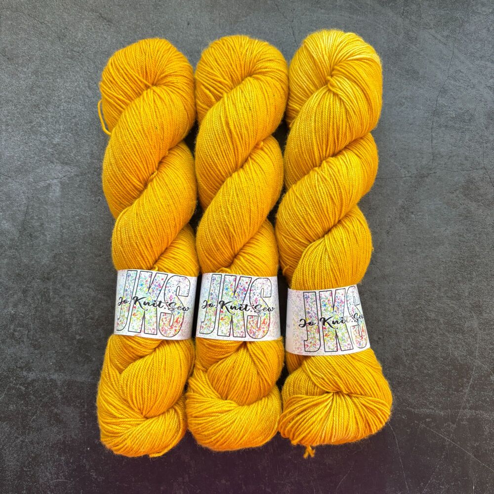 MUSTARD Semi Solid on Merino Nylon Platinum sock