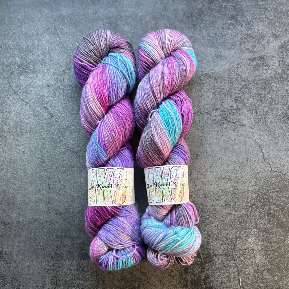 Hot Mess on Merino Nylon sock