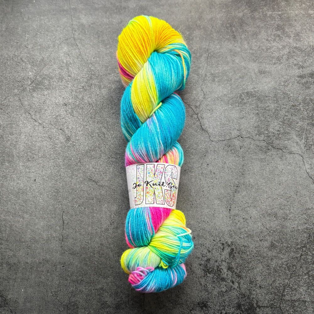 WOAH! on Merino / Nylon sock