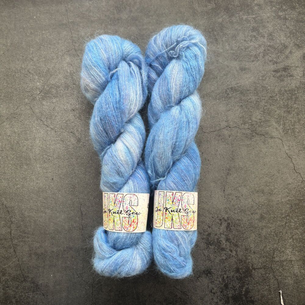 Depths Baby Suri / Silk Fluffy Lace