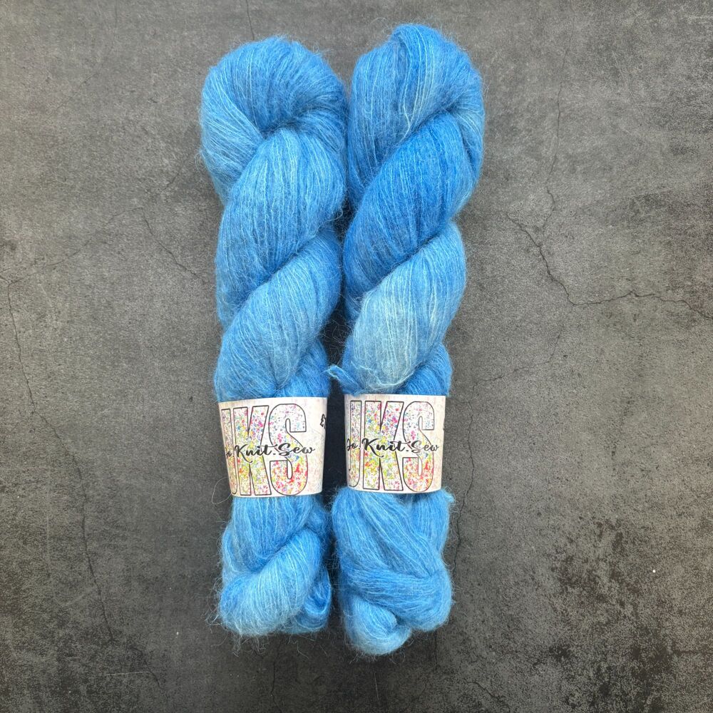 Oooft Blue Baby Suri / Silk Fluffy Lace