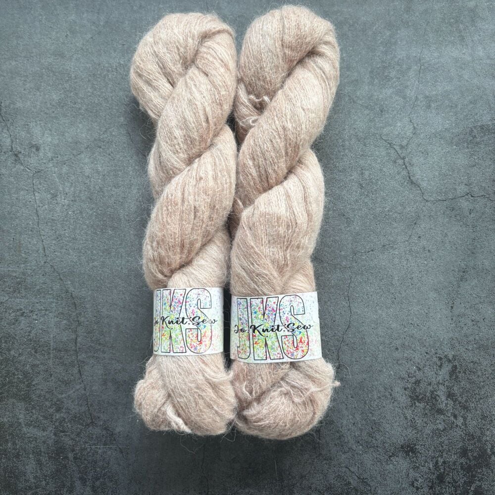 Shrooms Baby Suri / Silk Fluffy Lace