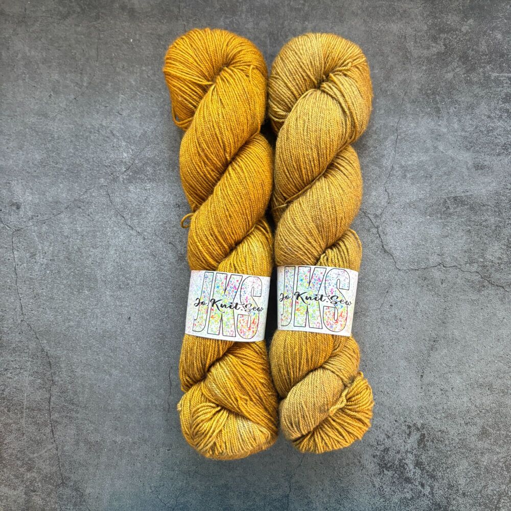 <!-- 021 -->MUSTARD Semi Solid on Merino / Yak / Nylon sock