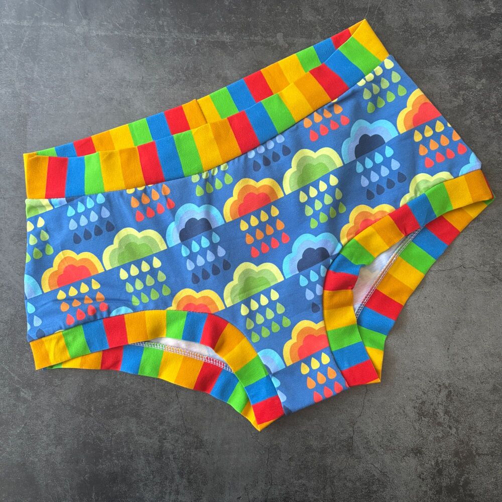 XL Boy Shorts UK 18-20 - Rainbow Rain