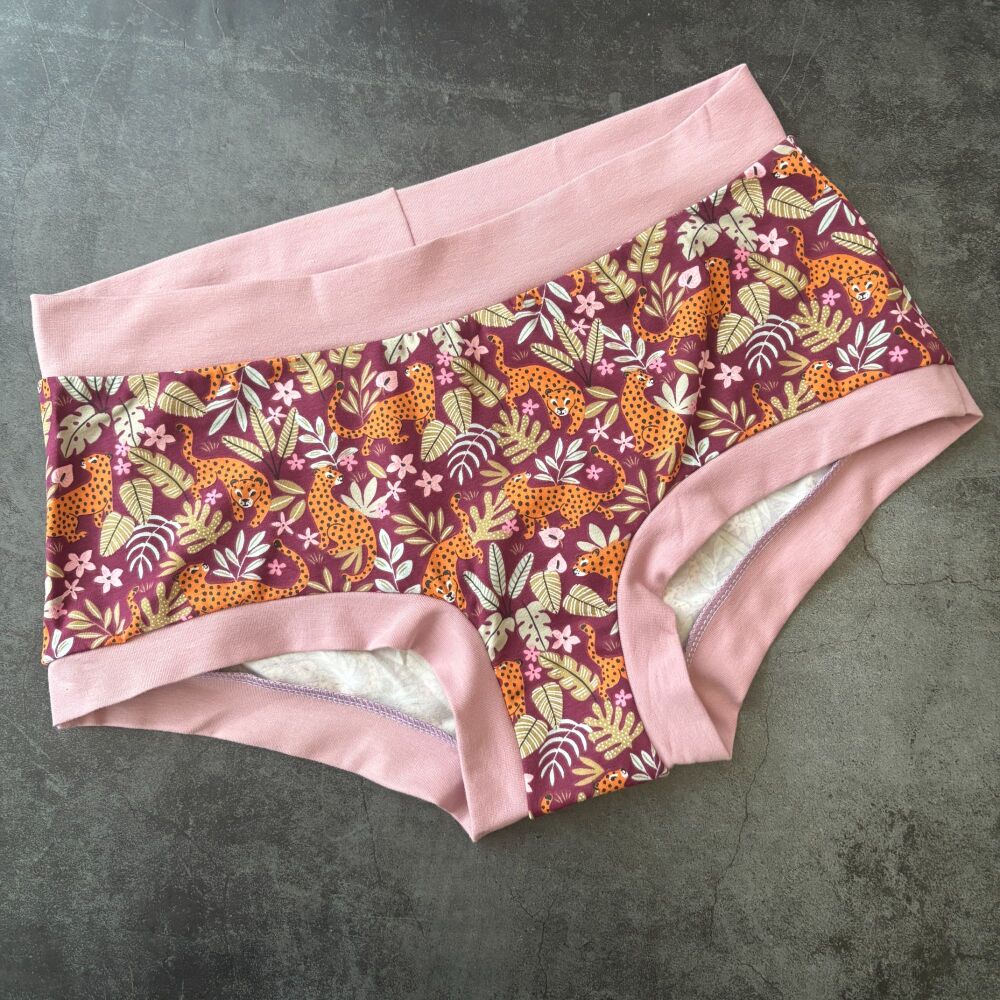 XL Boy Shorts UK 18-20 - Leopard