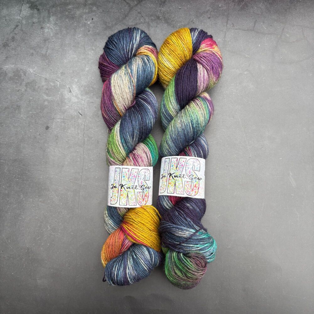 Shake Your Tailfeather on Merino / Yak / Nylon sock