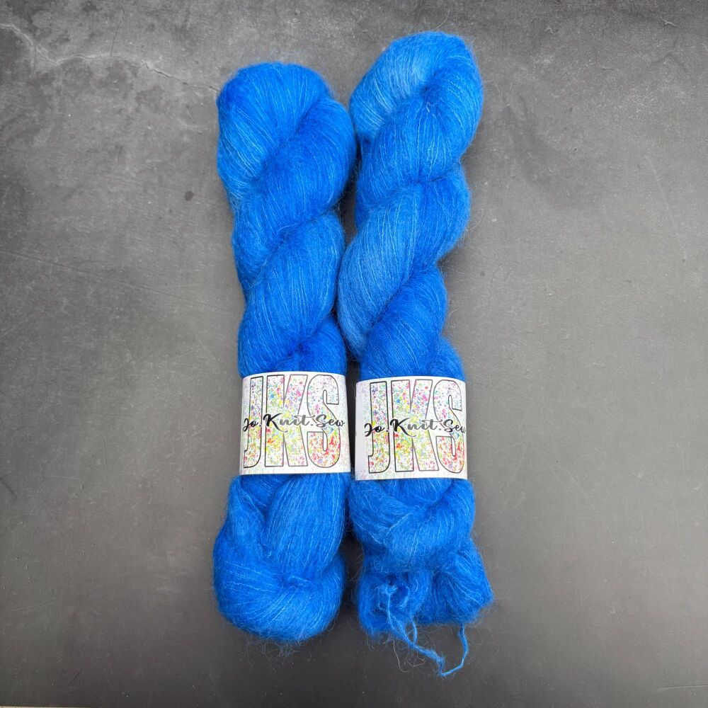 Oooft Blue Baby Suri / Silk Fluffy Lace