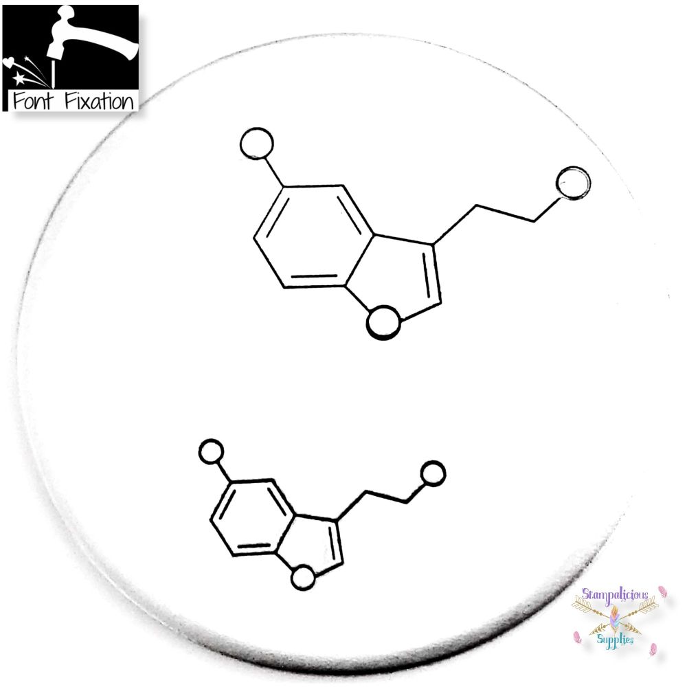 serotonin molecule structure