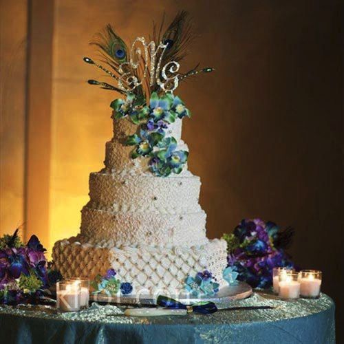 Wedding cake with peacock feathers