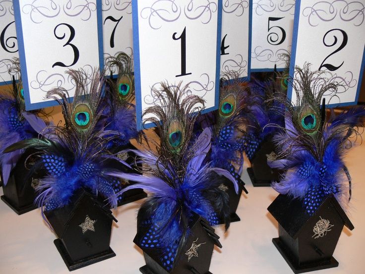 peacock table display