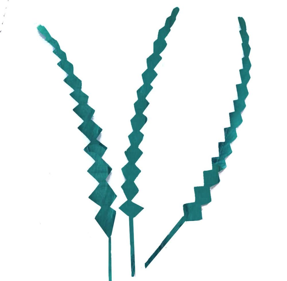 Peackock teal Stripped Zig Zag Feathers x 3