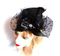 Black Mini Top Hat Fascinator Clip