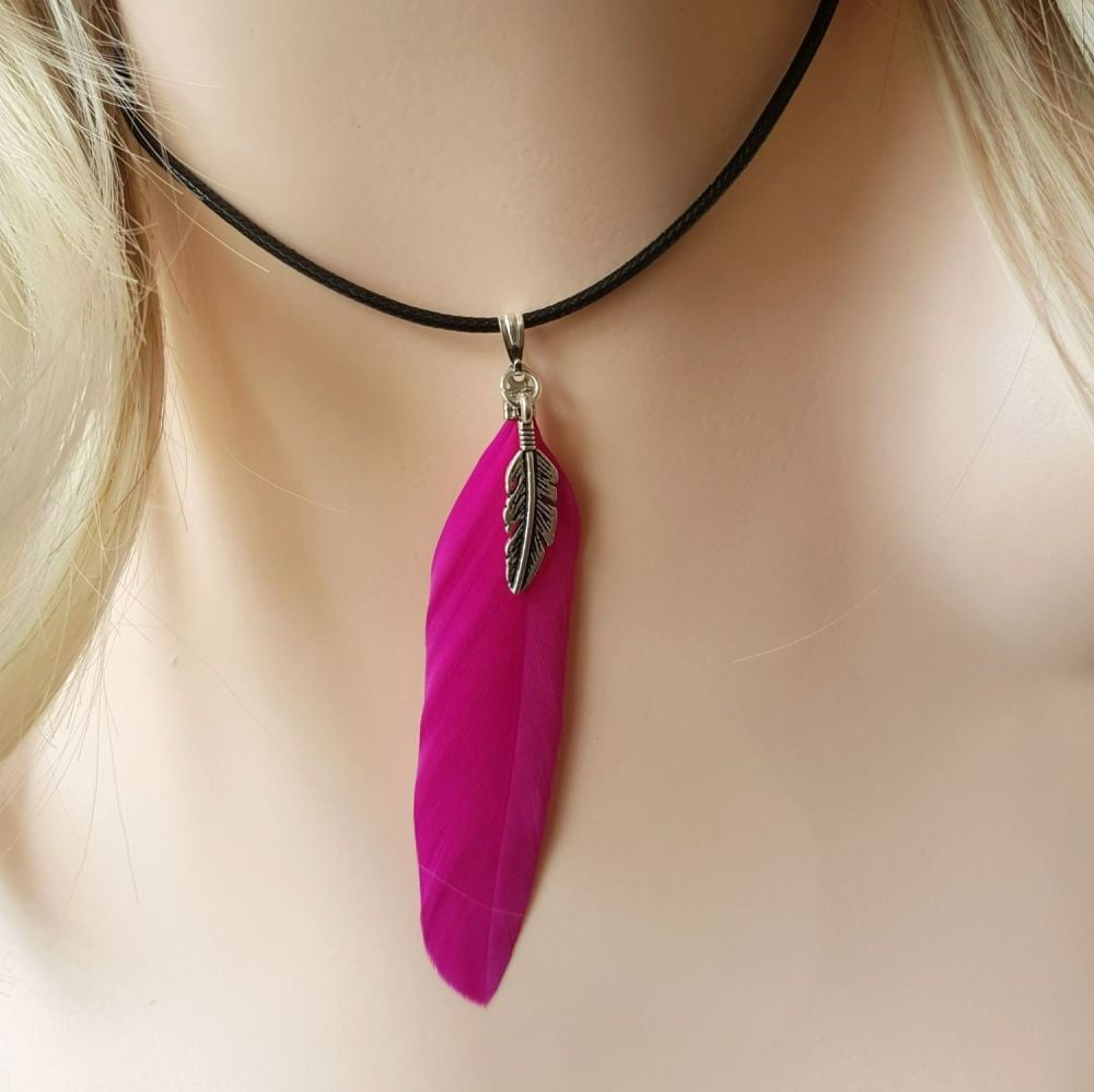 Feather Necklace in Dark Pink and Black