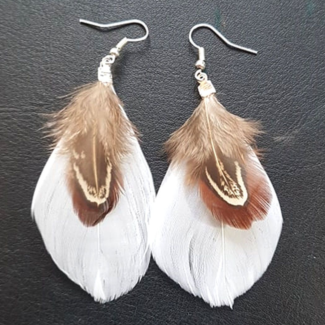 Short Gold/Green Painted Feather Earrings | Jemsbyjess