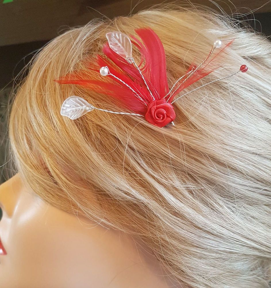 Red Feather Hair Grip with Acrylic Leaves and Pearls