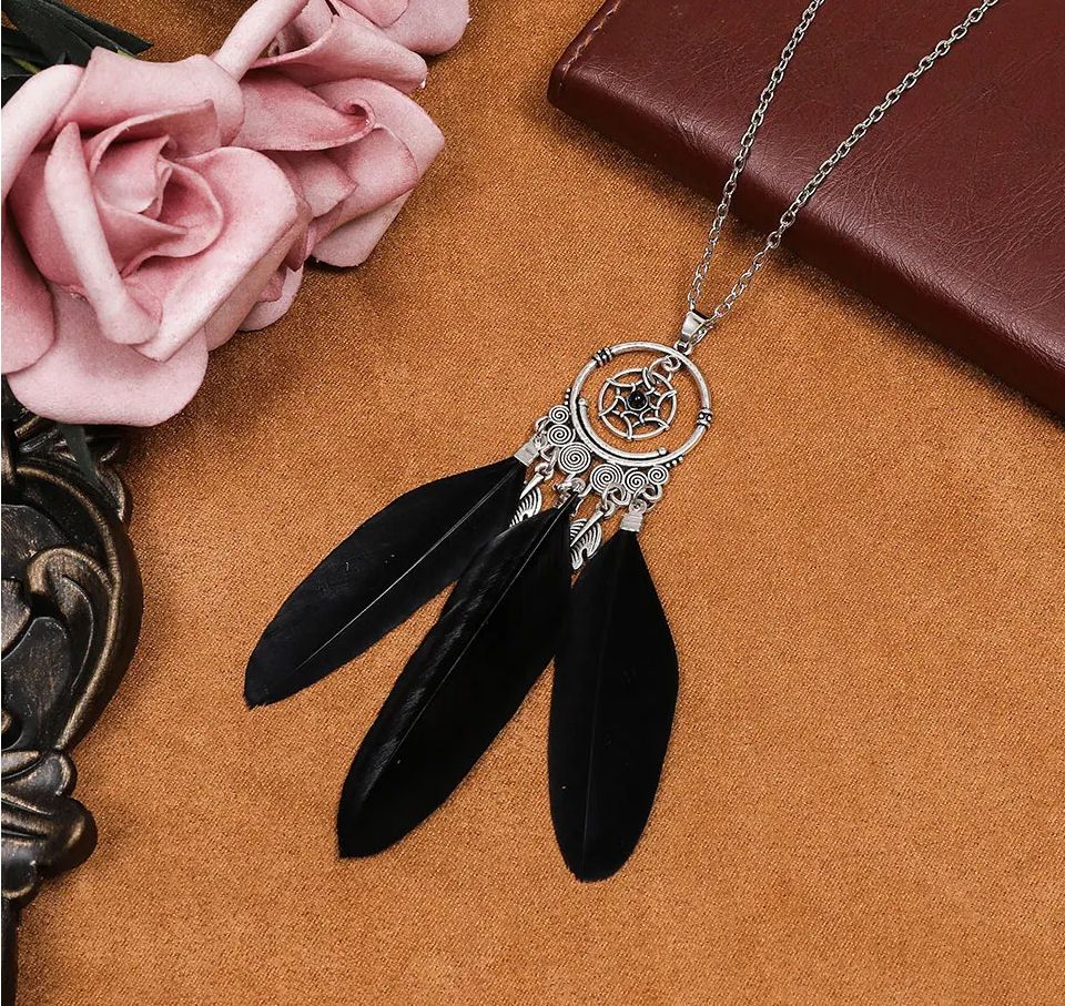 Antique Silver Dream Catcher Pendant Necklace with Black Feathers