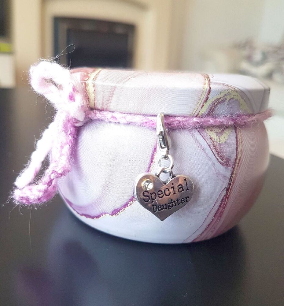 Daughter Scented Candle Tin in Pretty Pink - Handmade with handblended Frui