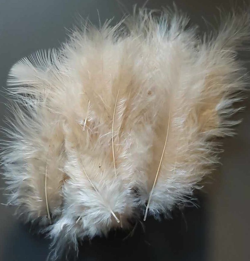 Beige Medium Marabou Feathers (Seconds)