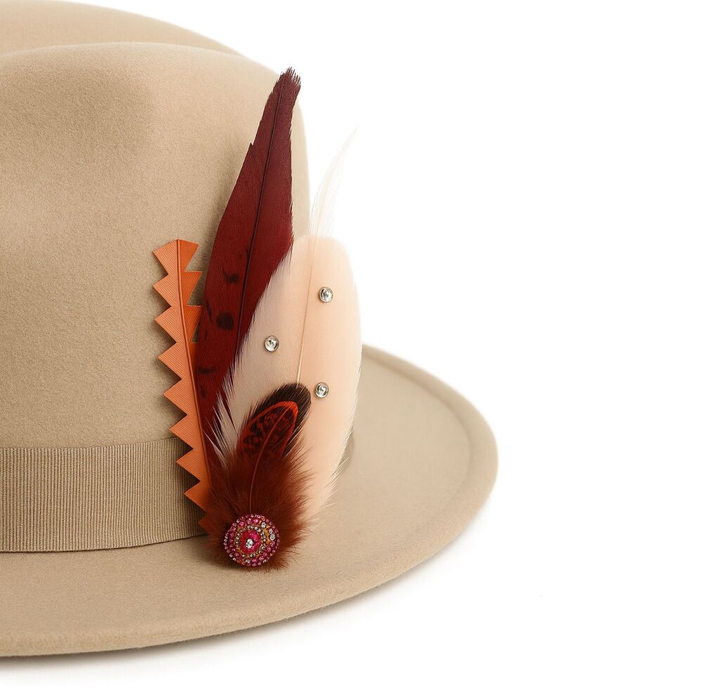 Red & Rose Feather Buttonhole or Hat Clip &ndash; 12cm