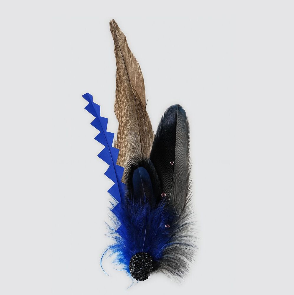 Feather Accent Clip &ndash; Versatile Buttonhole or Hat Pin (15cm)