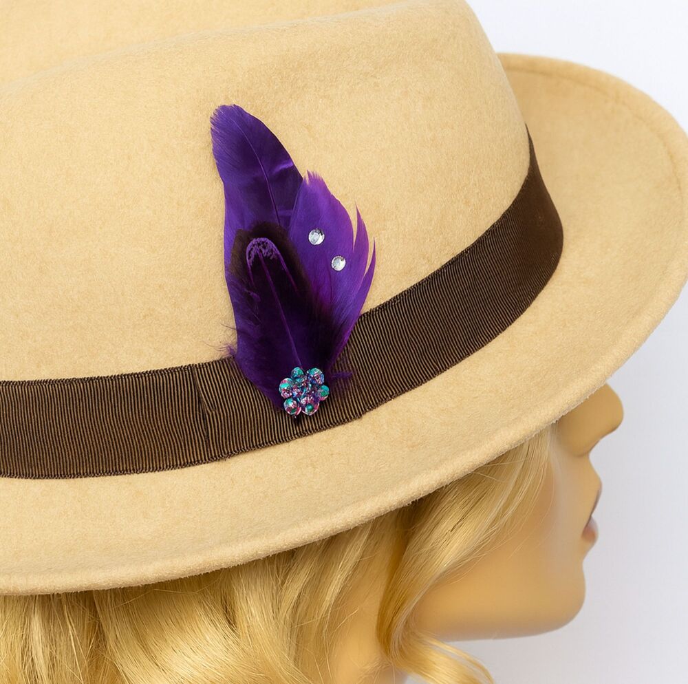 Purple Feather Clip &ndash; Buttonhole or Hat Accessory