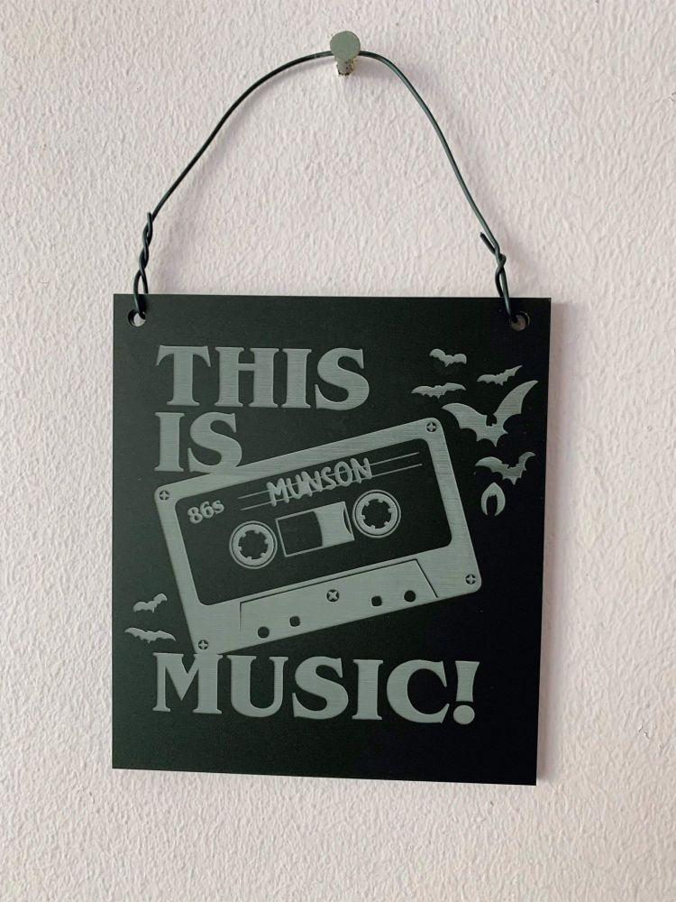 This is Munson Music Sign