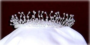 Tiara Elegant Swarovski Crystal Pearls Classic