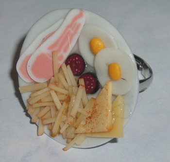 Big Breakfast Ring Fry Up Plate Bacon Eggs Chips Jessie Buzzcocks