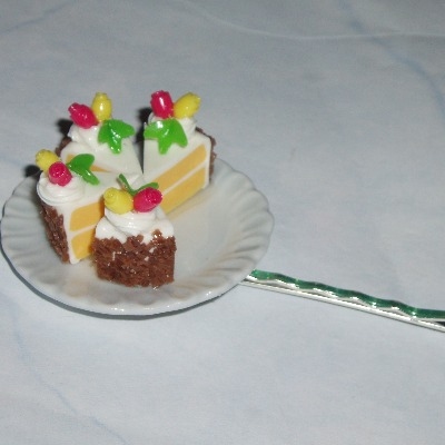Chocolate and Roses Cake Plate Hair Clip
