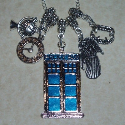 Dr Who Tardis Pendant Necklace Globe Clock Weeping Angel Fangs