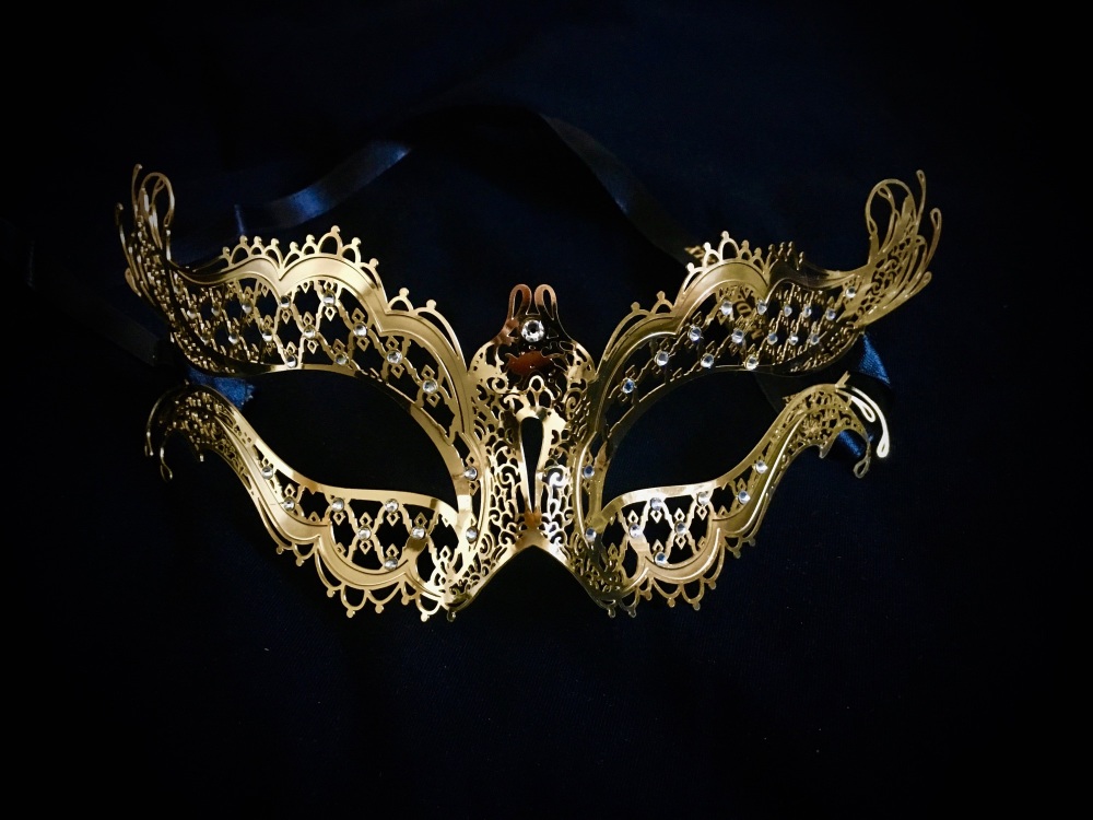Mon Amour Strass Gold Filigree Mask - Vampire Diaries