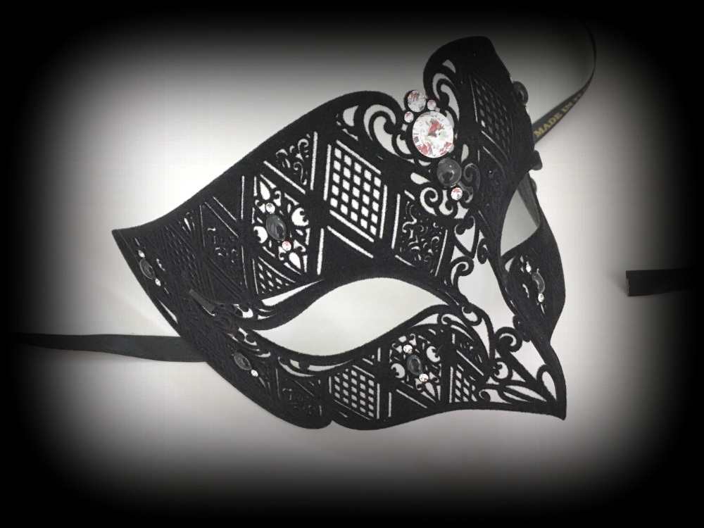 Fantasia - Velvet Edition Masquerade Mask
