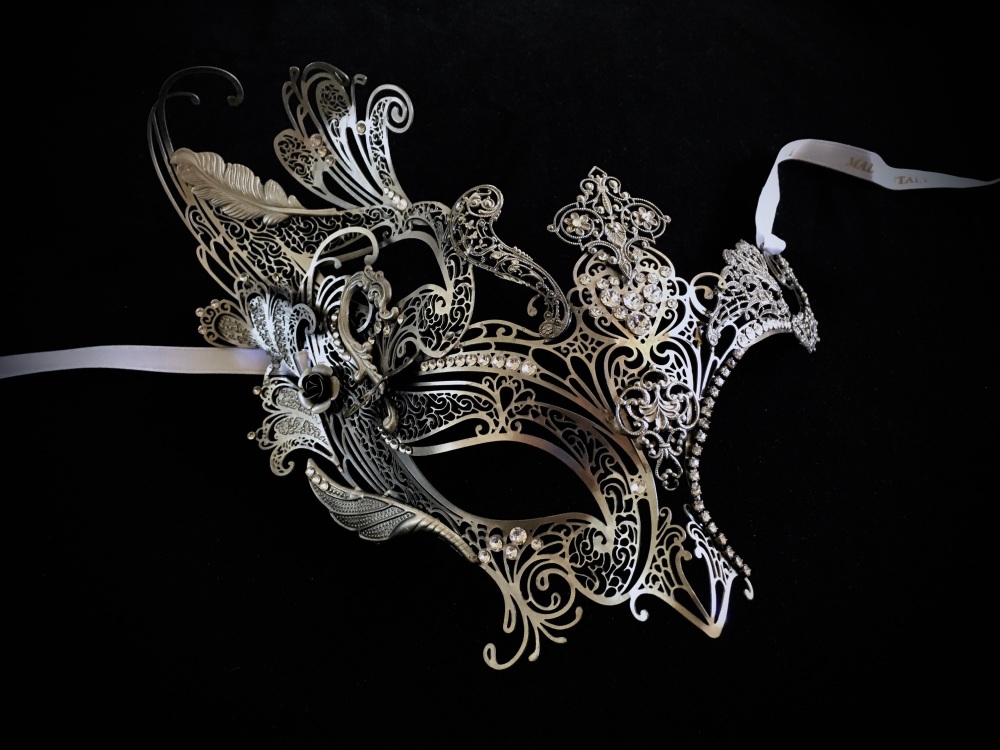 Elegance Barocca Filigree Masquerade Mask - Antique Silver