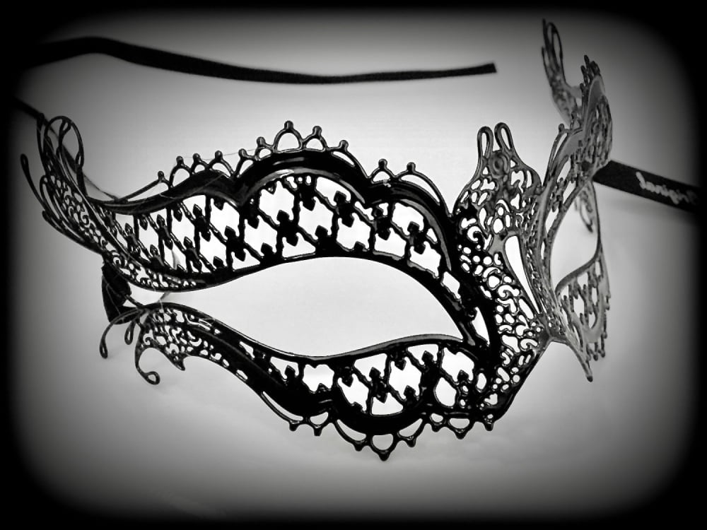 Mon Amour  - Vampire Diaries Filigree Mask