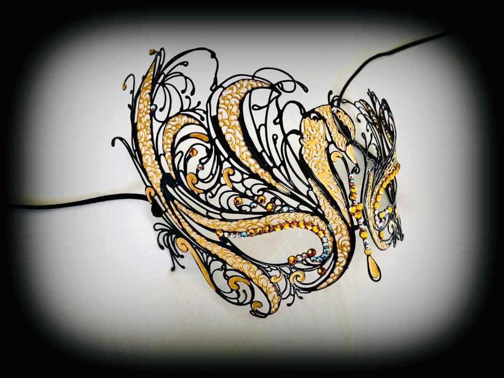 Mireille Filigree Mask - Black And Gold