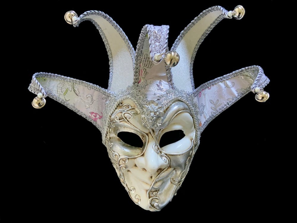 Diavolo Masquerade Face Mask - White