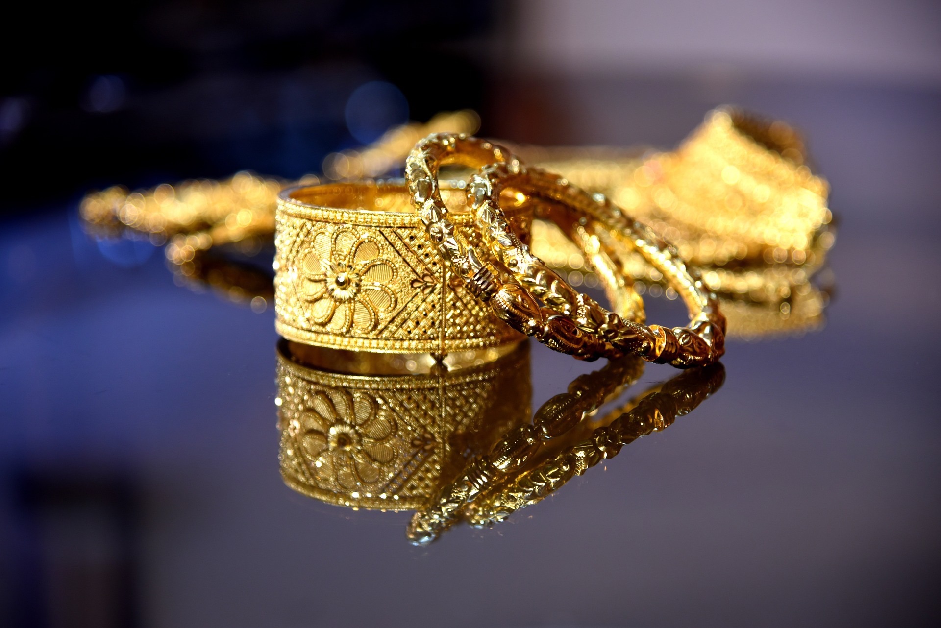 beautiful gold jewellery ready to wear to a posh masquerade ball