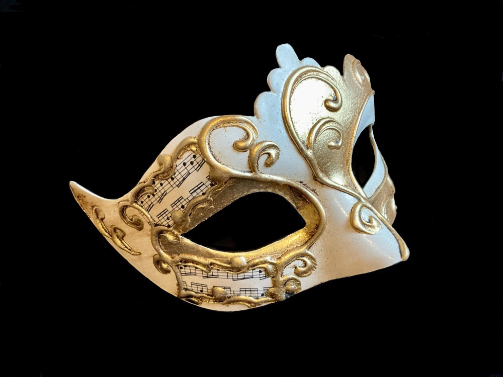 Madam Decor Era Masquerade Masks - Gold White
