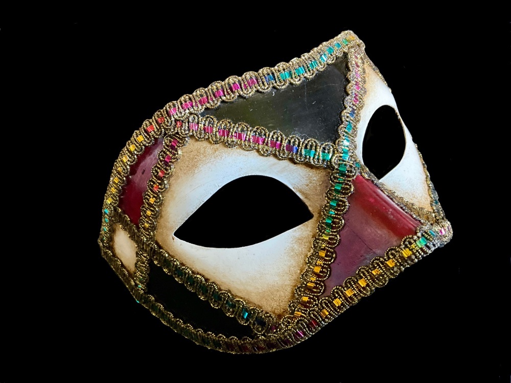Mistero Luxury Masquerade Mask