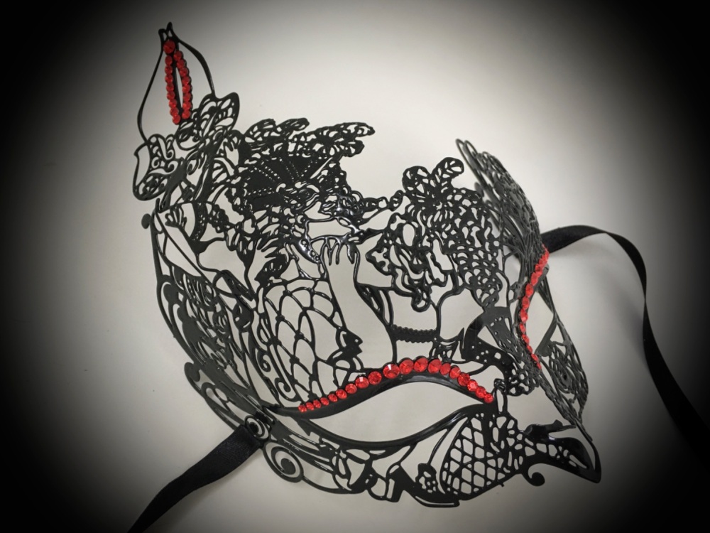 Mireille Filigree Mask - Ruby Red