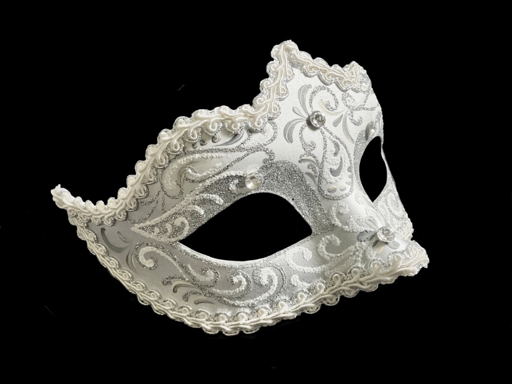 Madam Macrame Luxury Masquerade Ball Mask - Silver