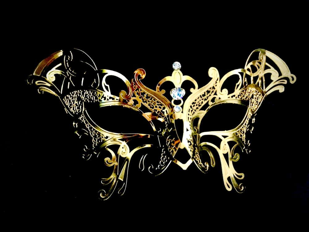 Vanessa Filigree Venetian Masquerade Mask - Gold Edition