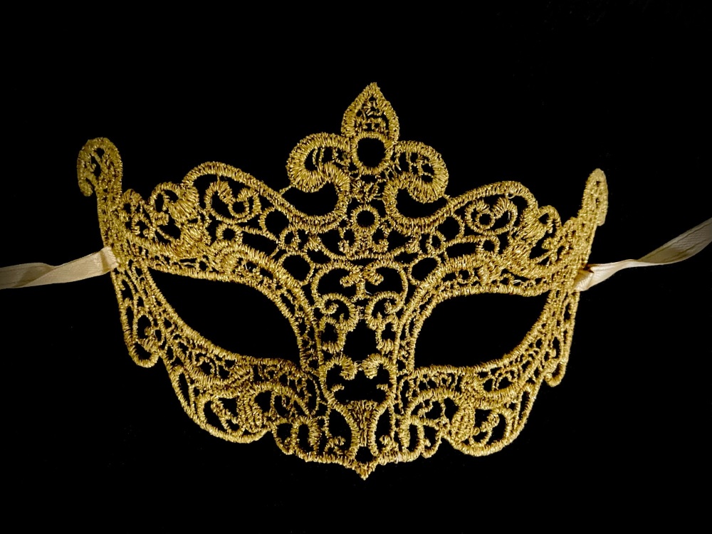 Macrame Luxury Venetian Masquerade Ball Mask - Gold