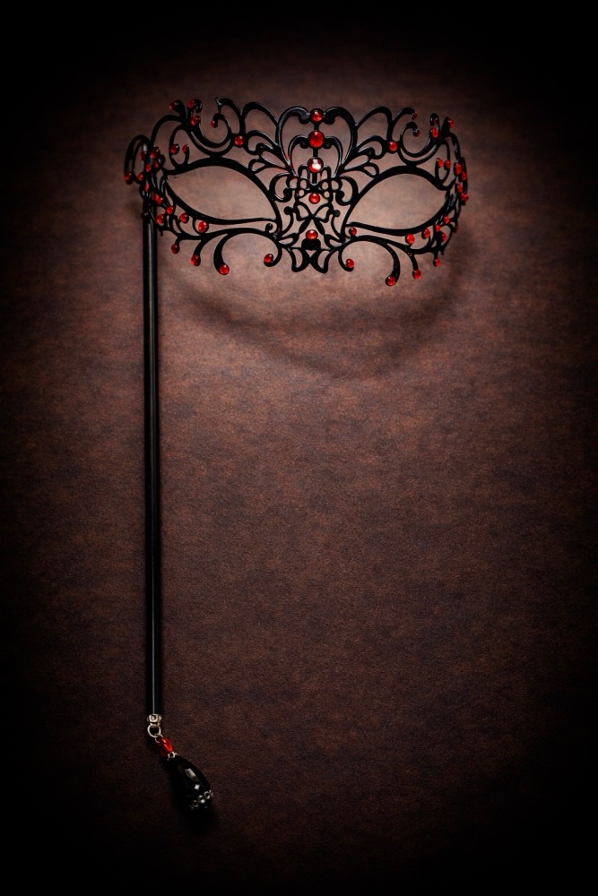 Donna Filigree Mask On A Handle - Red Lust Edition