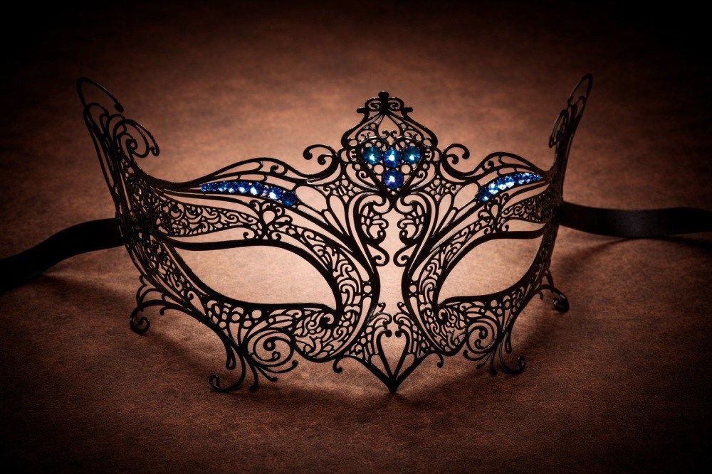 Elegance Aqua Filigree Mask